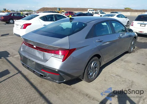 2025 Hyundai Elantra Hybrid Blue z USA, uszkodzony, nr VIN KMHLM4DJ1SU157152